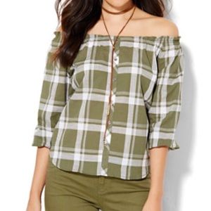 4/$20 🌴 NY &Co | Green&White Plaid OffShoulderTop